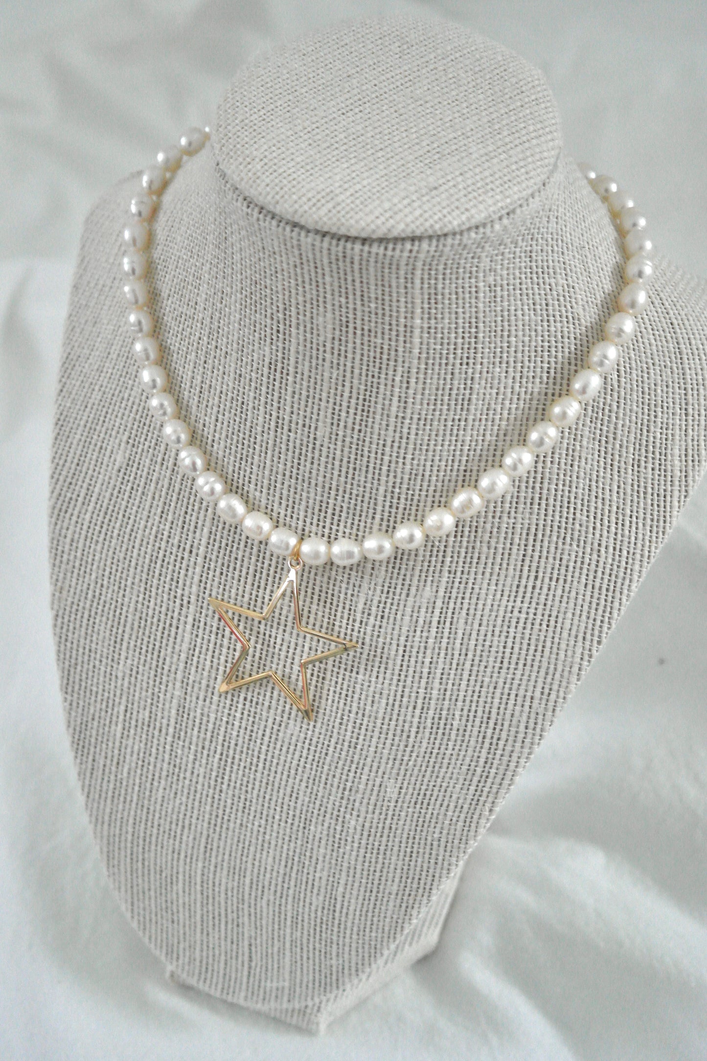 STAR GIRL NECKLACE