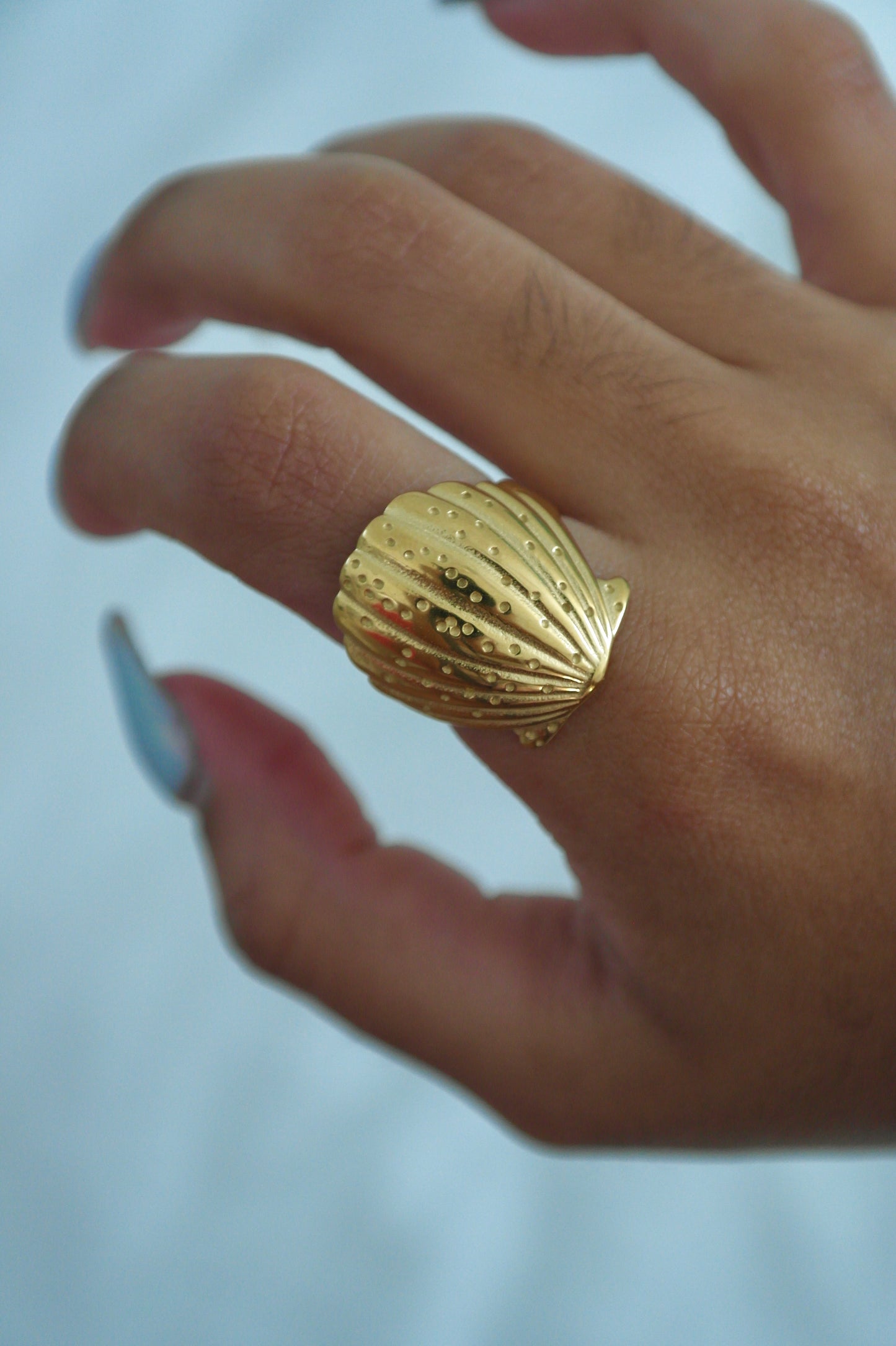 SCALLOP SHELL RING
