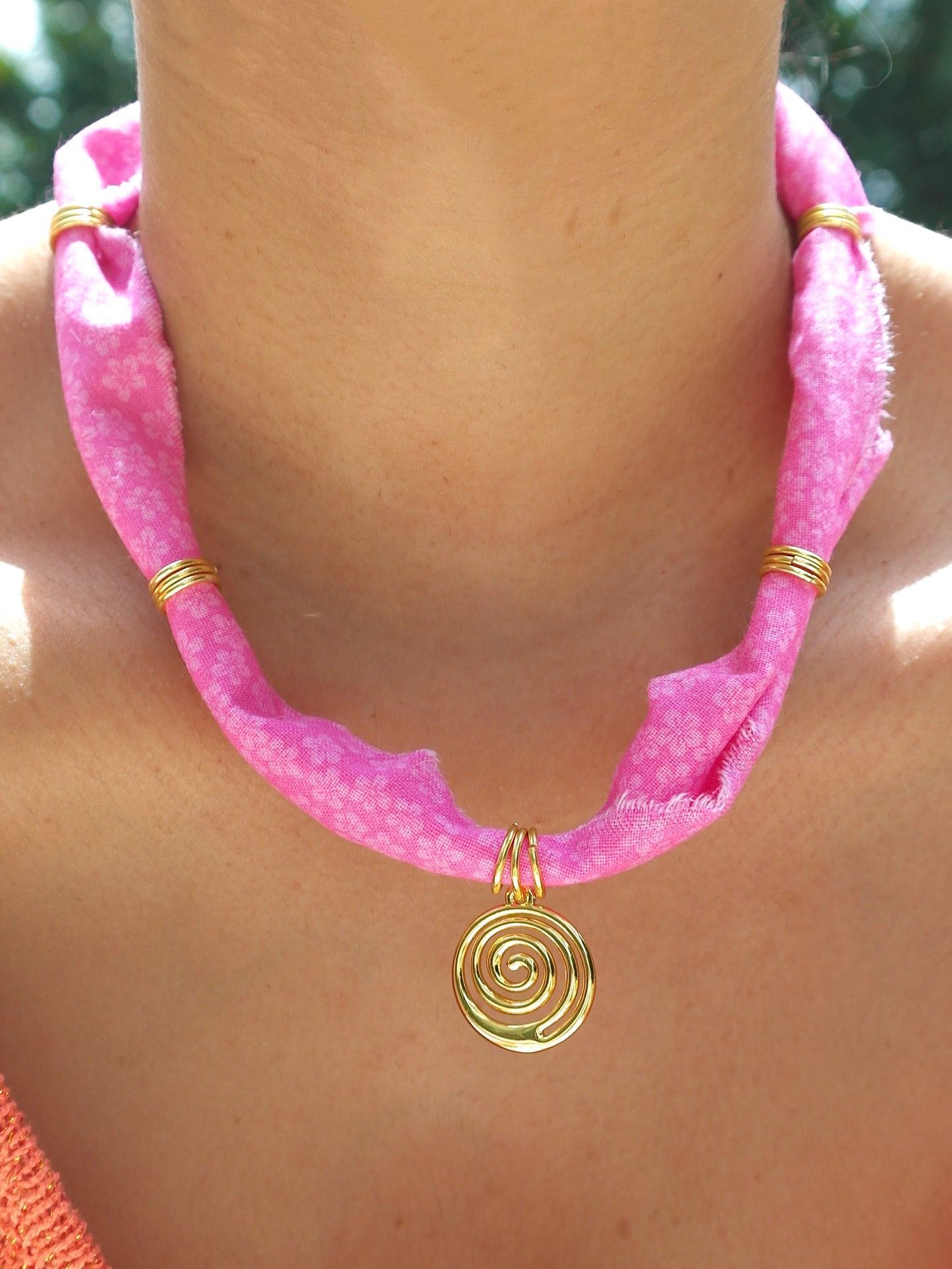 AURA NECKLACE