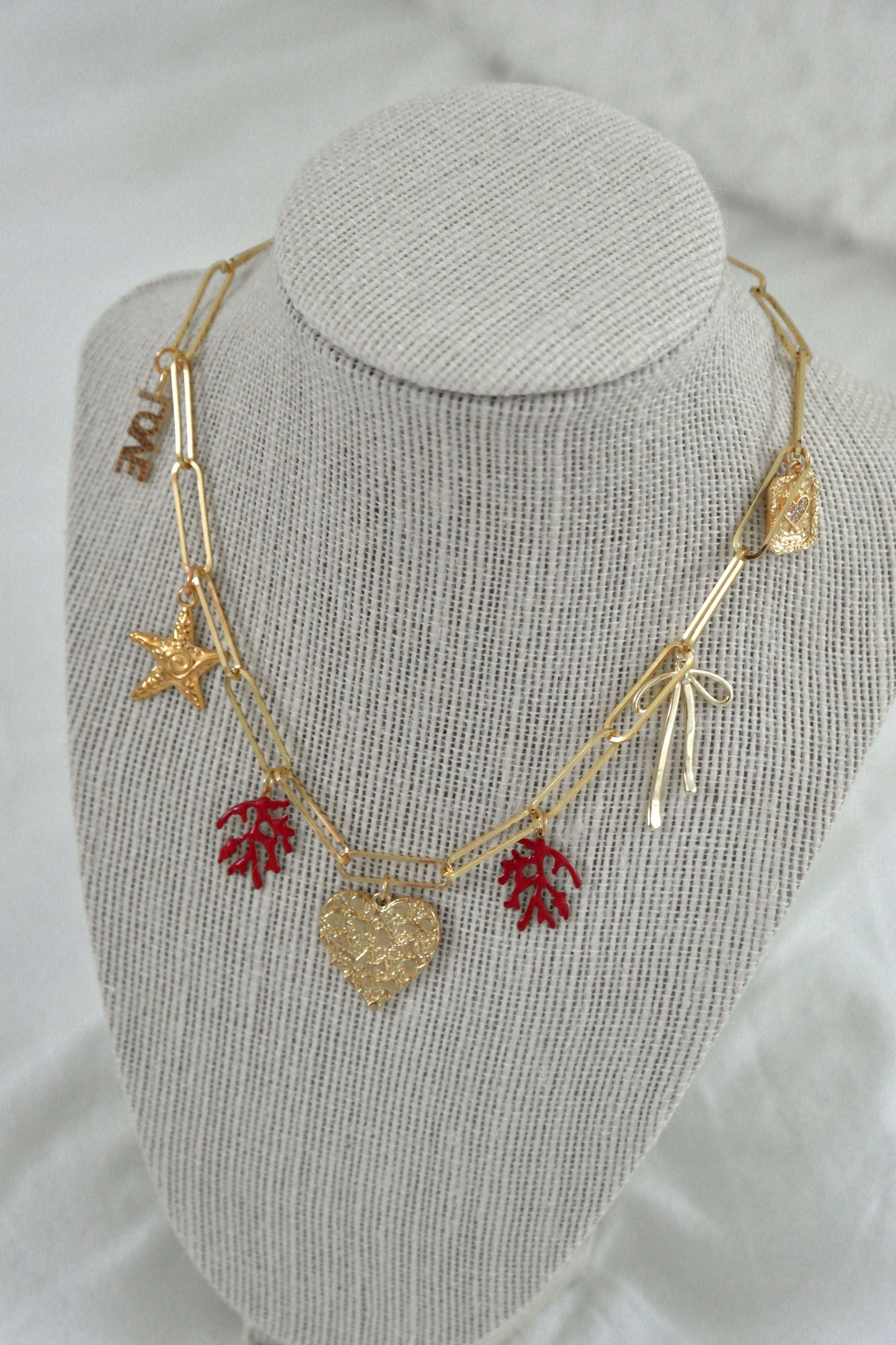 RED FALL CHARM NECKLACE