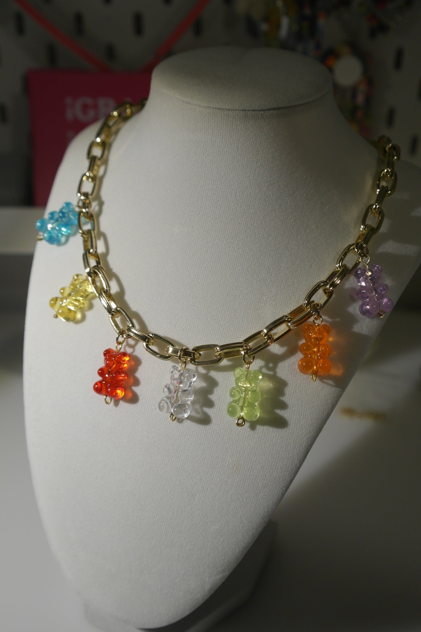 GUMMY BEAR NECKLACE