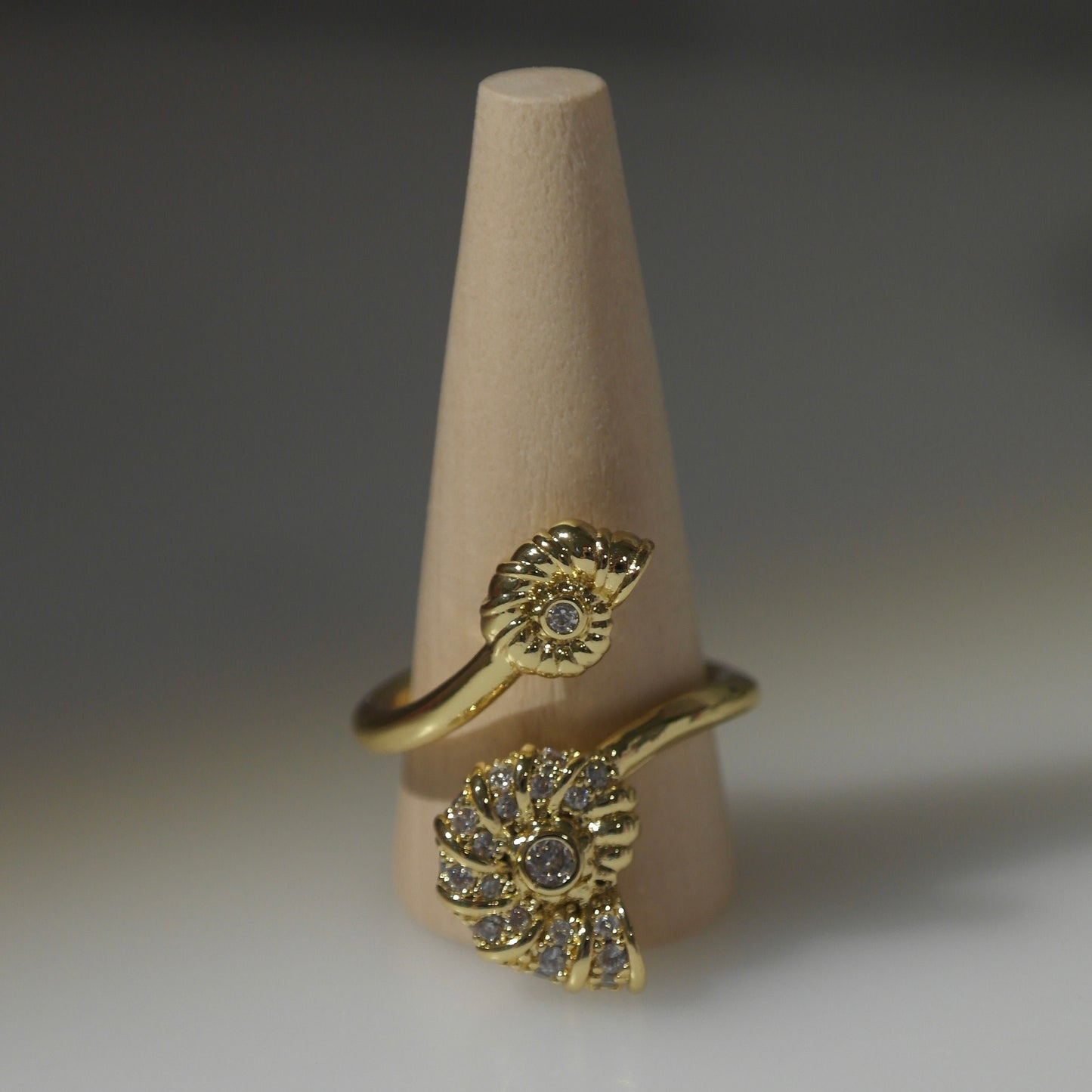 GOLDEN CARACOL RING