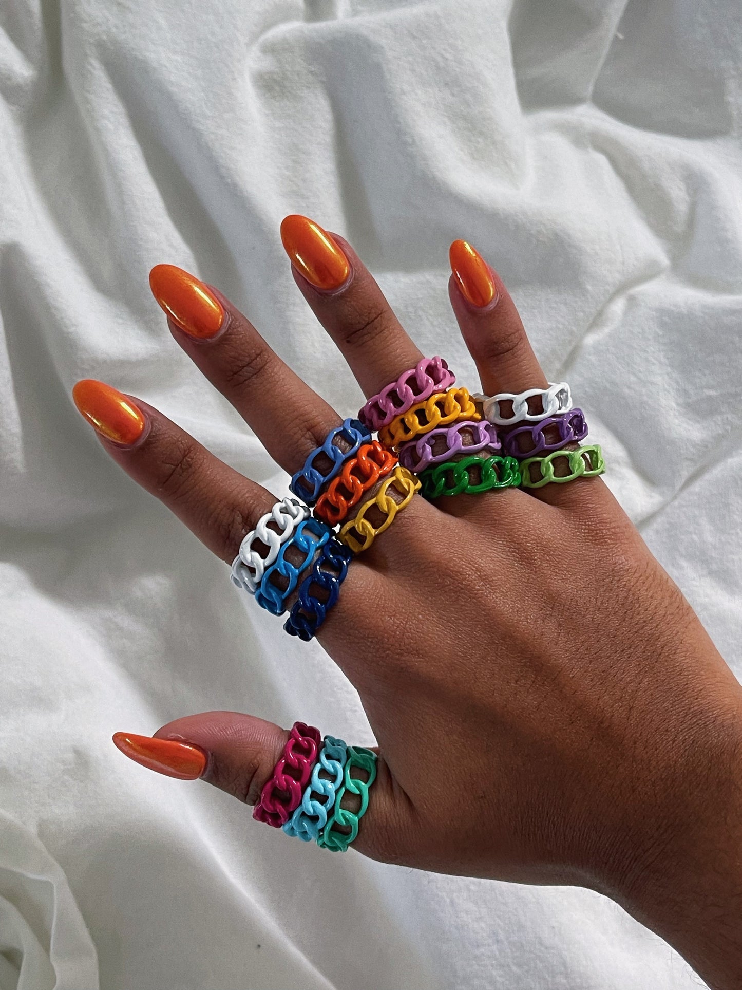 COLORFUL CHAIN RINGS