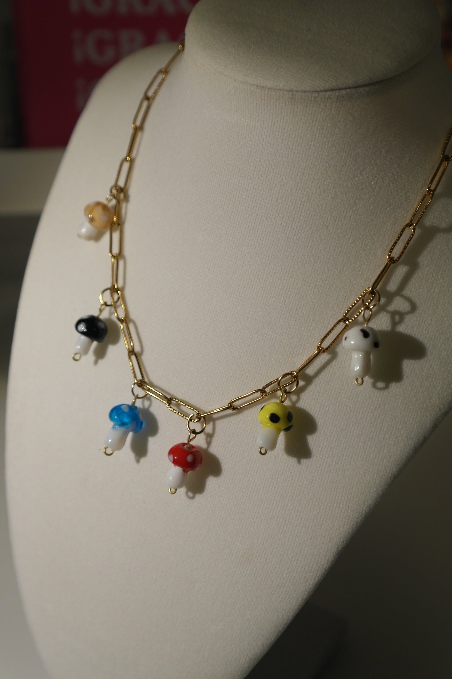 HONGUITO NECKLACE