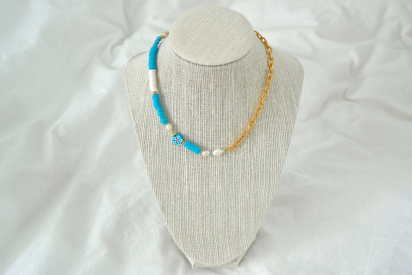 FEELING BLUE NECKLACE