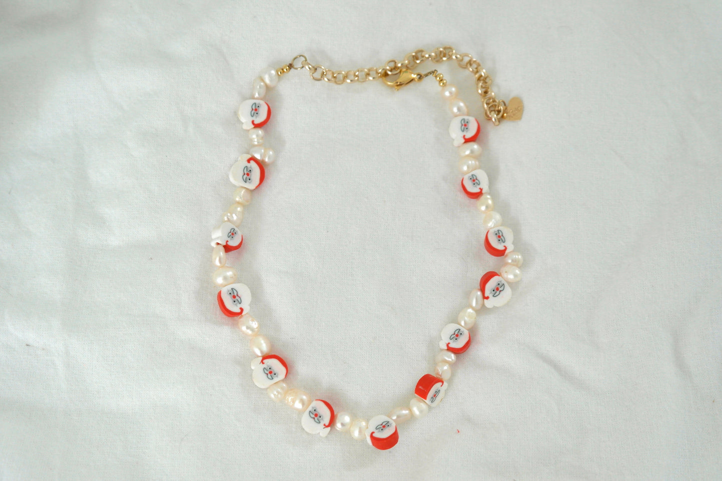 SANTA PEARL NECKLACE