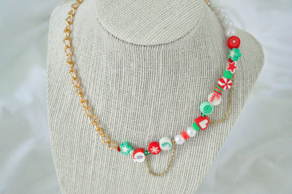 HOLLY JOLLY NECKLACE