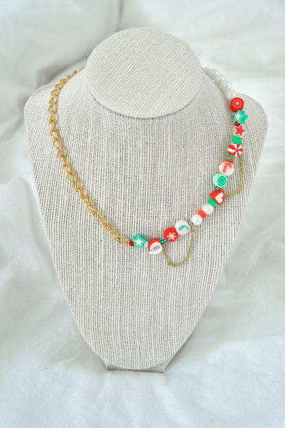 HOLLY JOLLY NECKLACE