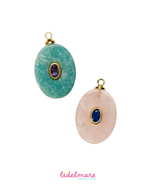 QUARTZ OVAL PENDANT