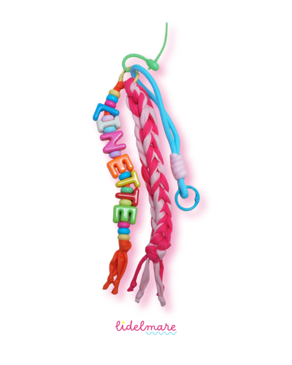 LETRA KEYCHAIN
